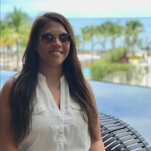 Meet your Posher, Joan